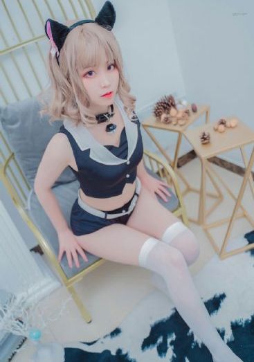沙漠之花电影