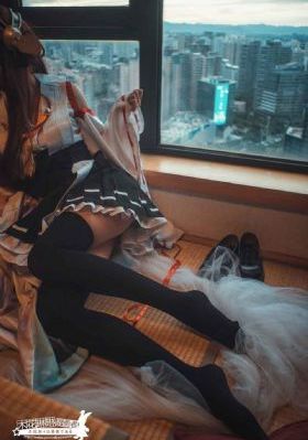哺乳期给上司喂奶hd