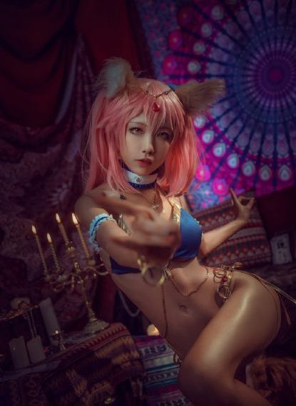 美国雪白人妖sarina