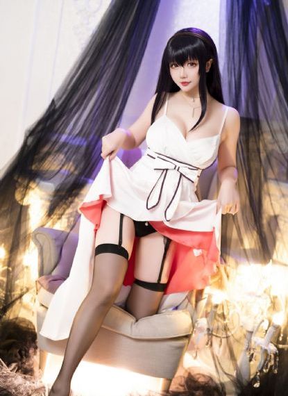 年轻貌美的后妈3
