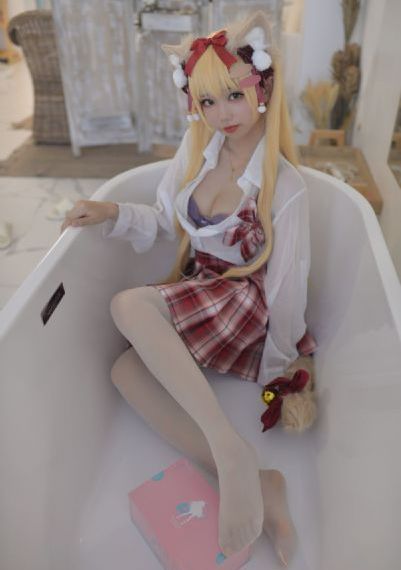 四位少妇按摩