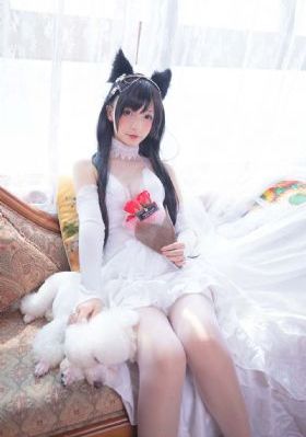 莱克茜·贝尔